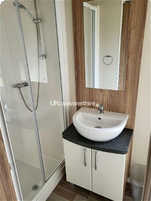 Liskey Hill Caravan Park, Ref 10247