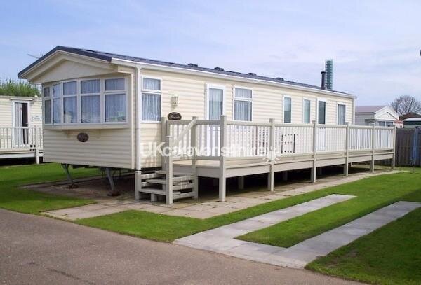 Kingfisher Holiday Park, Ref 1042