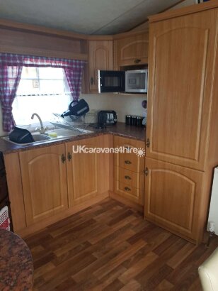 Millers Cottage Caravan Park, Ref 10623