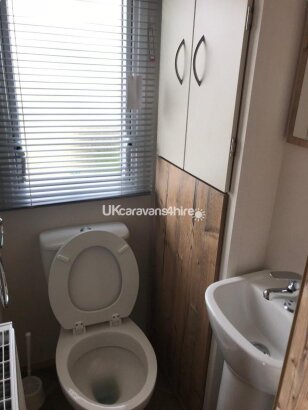 Blue Dolphin Holiday Park, Ref 10824
