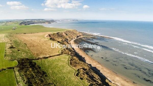 Crows Nest Caravan Park, Ref 1090