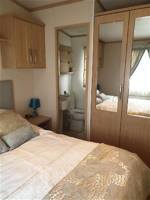 Edwards Leisure Park, Ref 11024