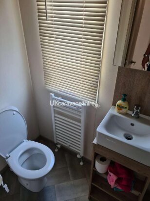 Golden Sands, Ref 11025