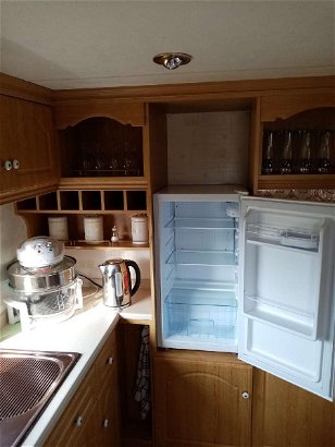 Bryn Tawel Caravan Park, Ref 11062