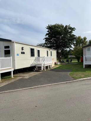 Weymouth Bay Holiday Park, Ref 11167