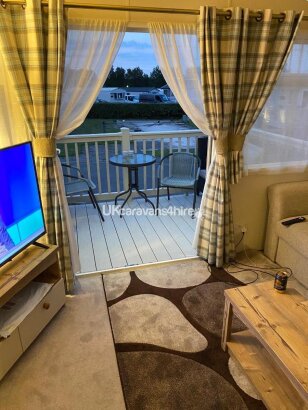 Marton Mere Holiday Village, Ref 11198