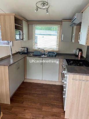 Hopton Holiday Village, Ref 11723