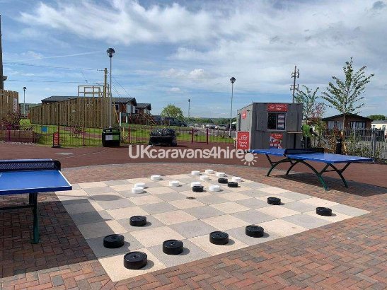 Cayton Bay Caravan Park, Ref 11757