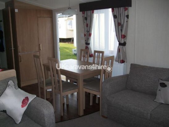 Hopton Holiday Village, Ref 1180