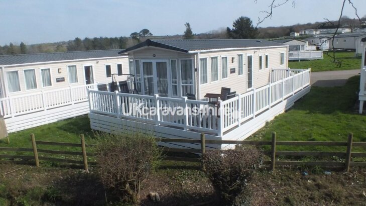 White Acres Holiday Park, Ref 119