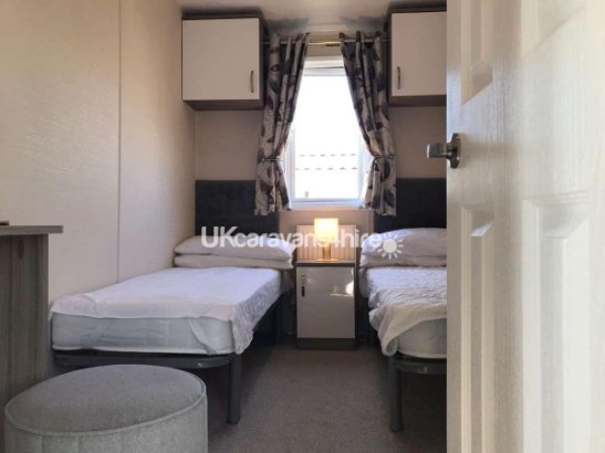 Liskey Hill Caravan Park, Ref 12205