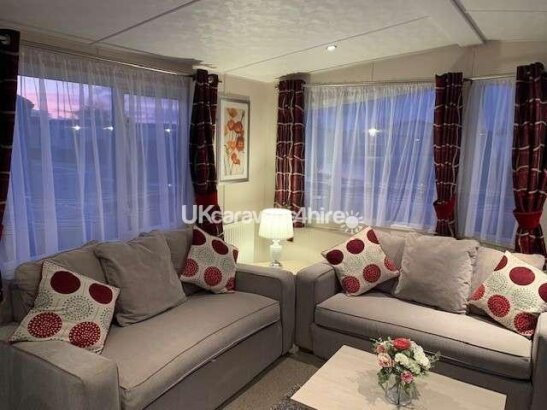 Marine Holiday Park, Ref 12342