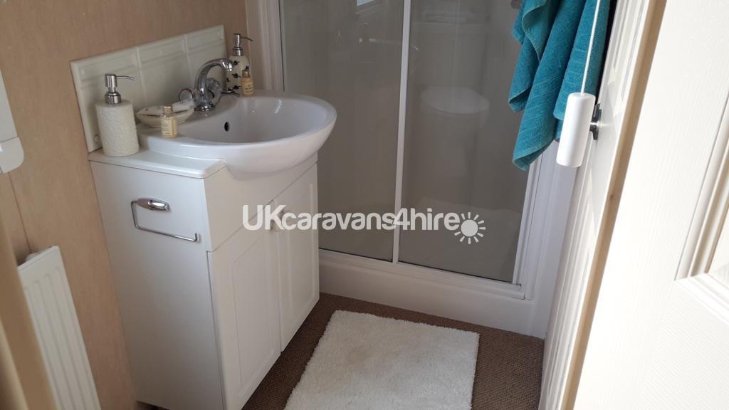 Liskey Hill Caravan Park, Ref 12523