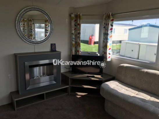 Cayton Bay Caravan Park, Ref 12536