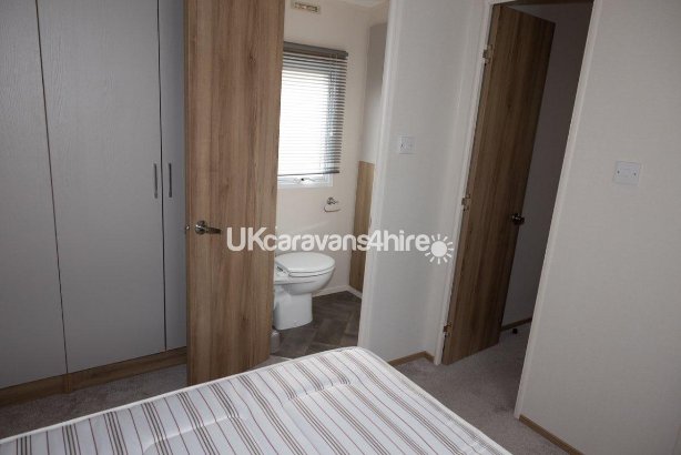 Durdle Door Holiday Park, Ref 12700