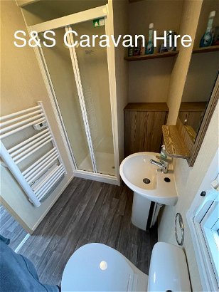 Marton Mere Holiday Village, Ref 12765