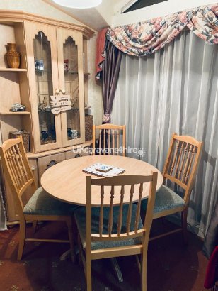 Liskey Hill Caravan Park, Ref 12802
