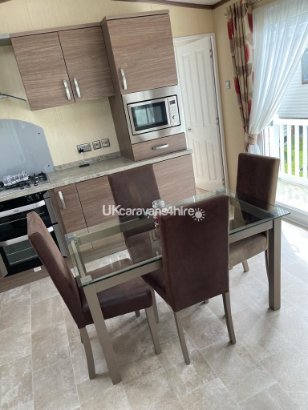Marton Mere Holiday Village, Ref 12912