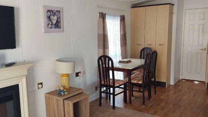 Sunnysands Caravan Park, Ref 12997