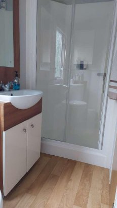 Aberdunant Hall Holiday Park, Ref 13007