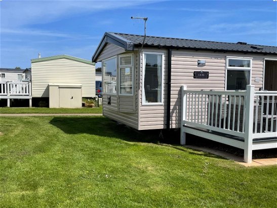 Cayton Bay Caravan Park, Ref 13162