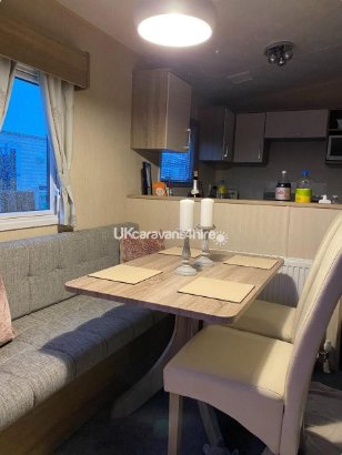 Cayton Bay Caravan Park, Ref 13235