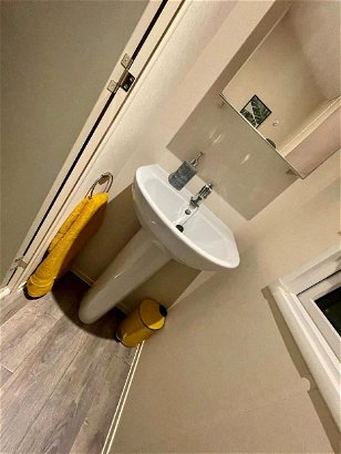 Marton Mere Holiday Village, Ref 13808