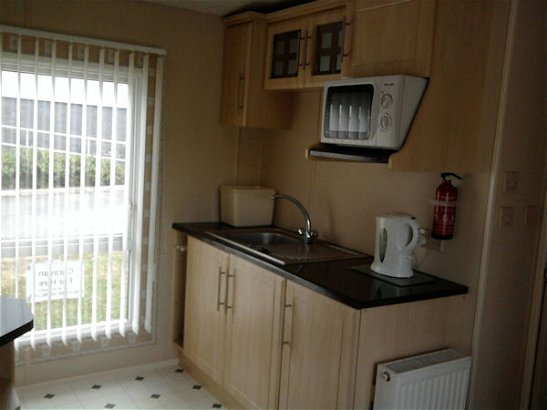 Marton Mere Holiday Village, Ref 1381