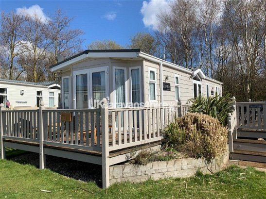 Pinewoods Holiday Park, Ref 13990