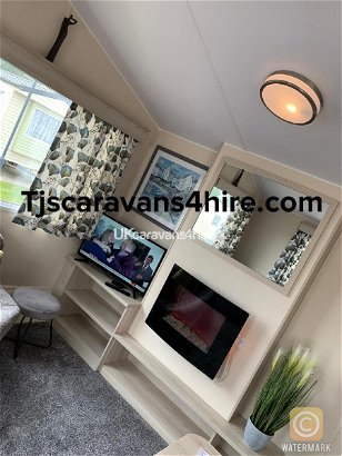 Marton Mere Holiday Village, Ref 14123