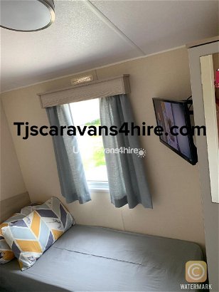 Marton Mere Holiday Village, Ref 14123