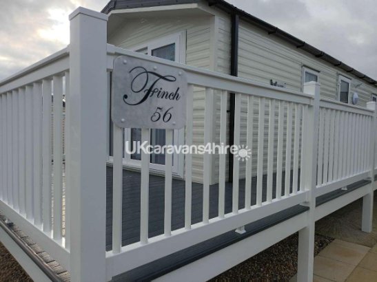 Cayton Bay Caravan Park, Ref 14129