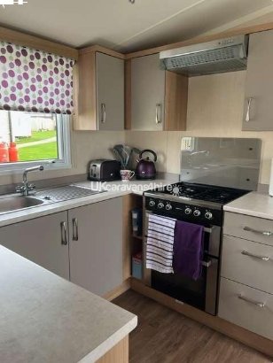 Blue Dolphin Holiday Park, Ref 14248