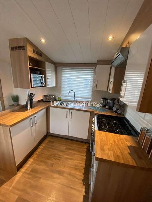 Marton Mere Holiday Village, Ref 14268