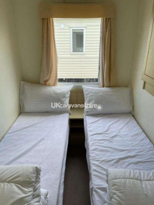 Happy Days Caravan Park, Ref 14409