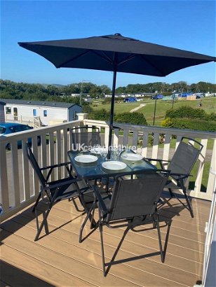 Blue Dolphin Holiday Park, Ref 14638