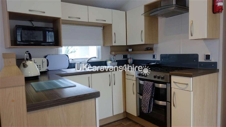 Waterside, Paignton, Ref 14746