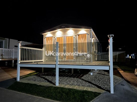 Cayton Bay Caravan Park, Ref 14908