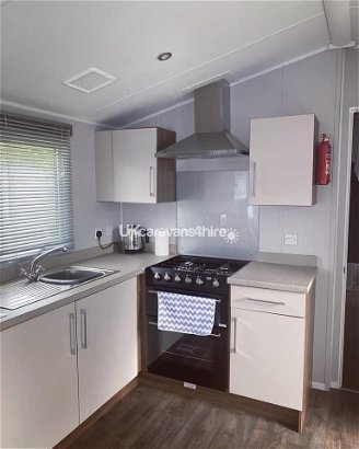 Marton Mere Holiday Village, Ref 15235