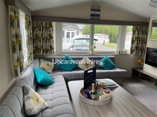 Oakdene Forest Park, Ref 15378
