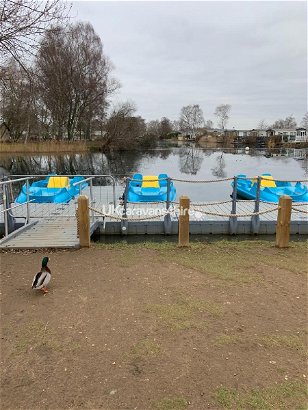 Tattershall Lakes Country Park, Ref 15393