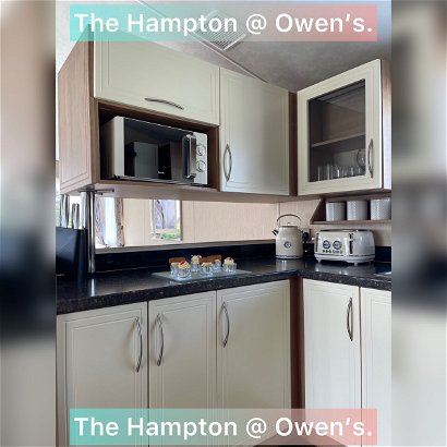Owens Caravan Park, Ref 15418