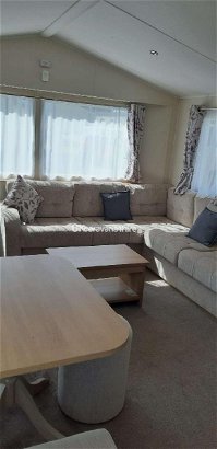 Marton Mere Holiday Village, Ref 15457
