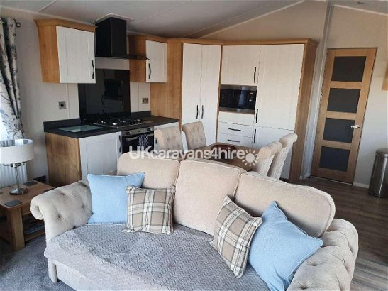 Meadow Lakes Holiday Park, Ref 15527