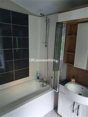 Meadow Lakes Holiday Park, Ref 15527