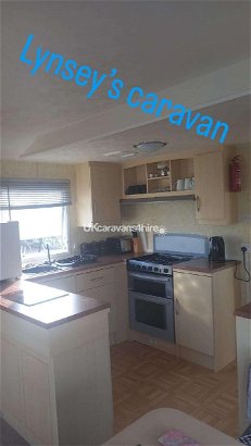 Happy Days Caravan Park, Ref 15636
