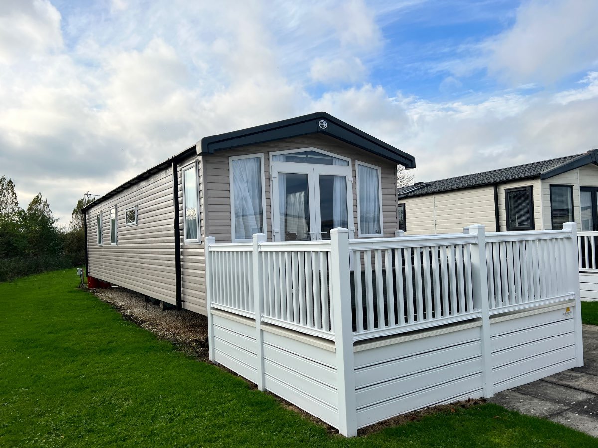 Malton 6 Berth Caravan Hire 15669 UKcaravans4hire   Cb08981745336d15669168534510759 