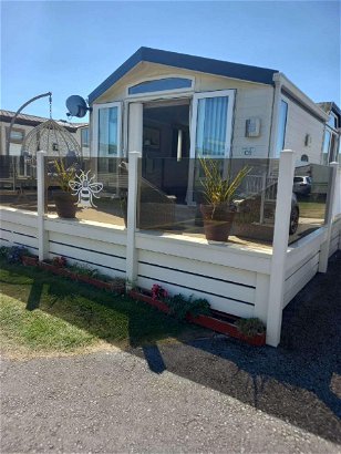 Happy Days Caravan Park, Ref 15697