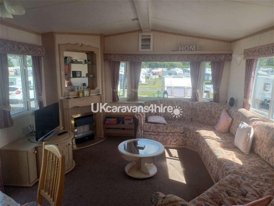 Aberystwyth Holiday Village, Ref 15701
