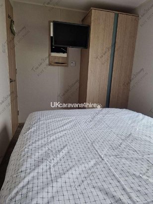 Blue Dolphin Holiday Park, Ref 15730